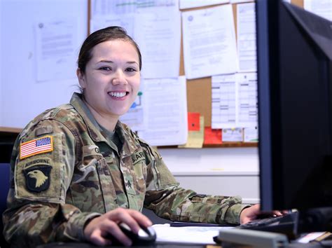Human Resource Specialist 42A In The U S Army National Guard