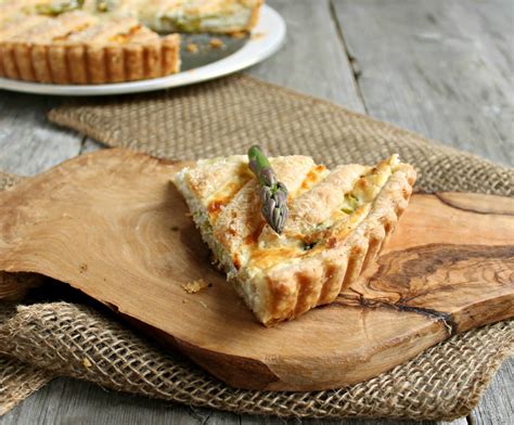 Hungry Couple Asparagus And Goat Cheese Tart With Flaky Cream Cheese