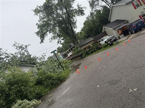 I 75 Reopens After Downed Power Lines Cause Hours Long Closure Whio Tv 7 And Whio Radio
