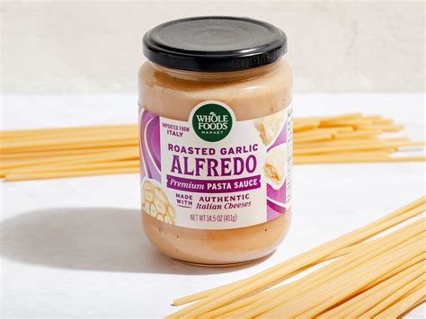 I Tried 9 Jarred Alfredo Sauces And This Is The One I Ll Buy From Now On