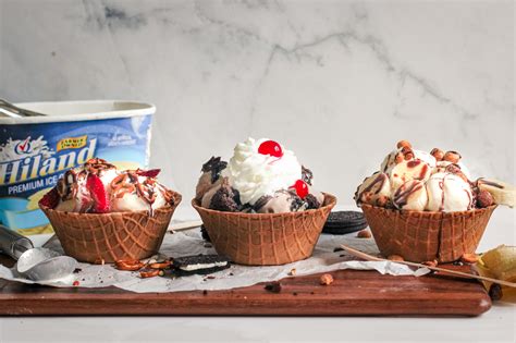 Ice Cream Sundaes With Hiland Dairy Ice Cream Lolo Home Kitchen