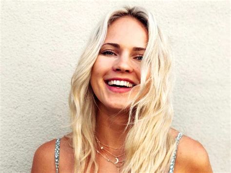 In Photos Tc Candler S 10 Most Beautiful Faces Of 2021 Gma Entertainment