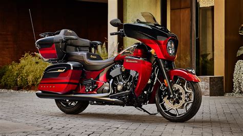 Discover the Power and Performance of the Indian Roadmaster Motorcycle