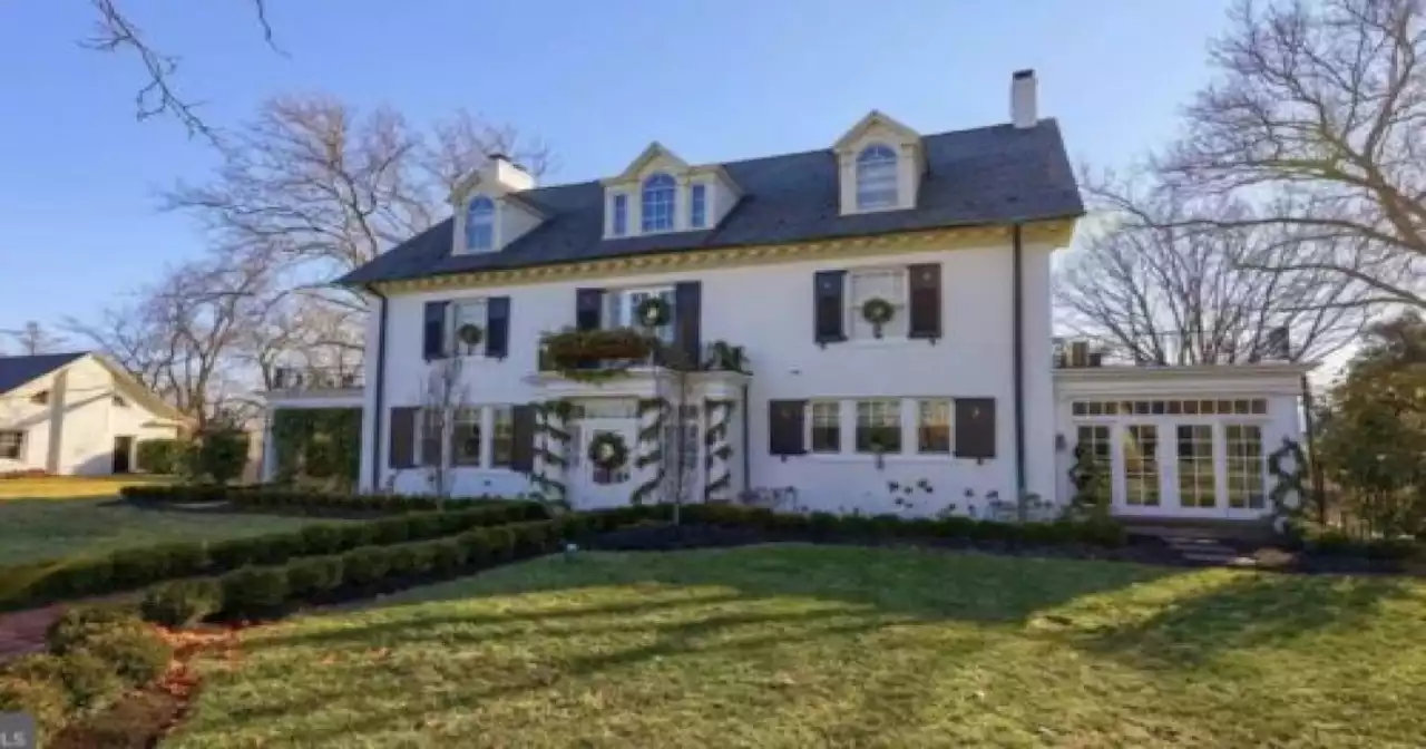 Inside Taylor Swift S Childhood Home For Sale At 1 Million