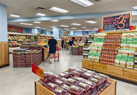 Inside Trader Joe S Festive Idaho Opening Grocery Dive Inside Trader Joe S Festive Idaho Opening Grocery Dive