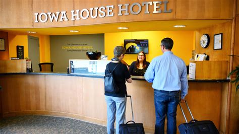 Iowa House Hotel Accommodations