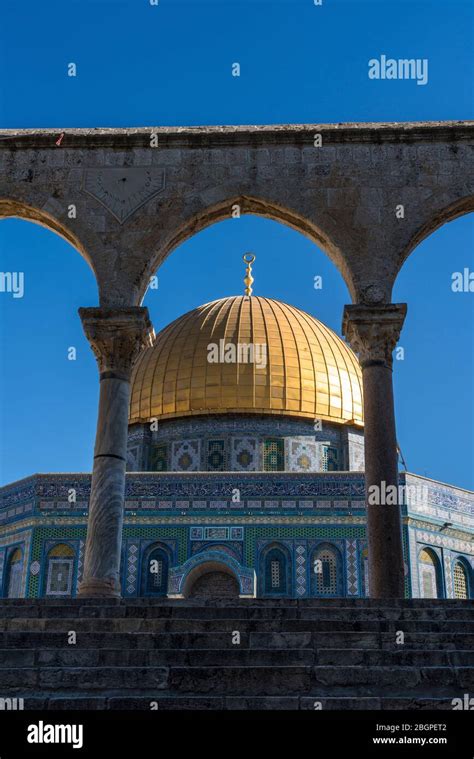 Israel Jerusalem The Dome Of The Rock Shrine Or Qubbat As Sakhrah Was Built Within The Walls Of The Old City On The Jewish Temple Mount And Site Of The Second Jewish Temple Israel Jerusalem The Dome Of The Rock Shrine Or Qubbat As Sakhrah Was Built Within The Walls Of The Old City On The Jewish Temple Mount And Site Of The Second Jewish Temple