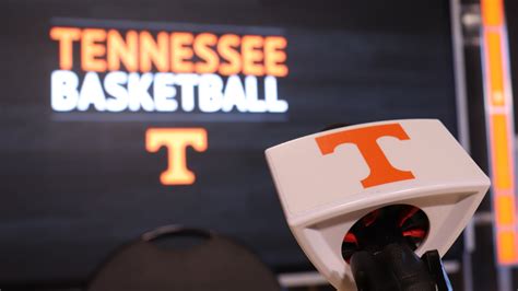 It S Basketball Time In Tennessee Get To Know The 2019 20 Tennessee