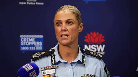 Its Porn Nana Melody Spread Krissy S Legs Wide Open And Fingers It