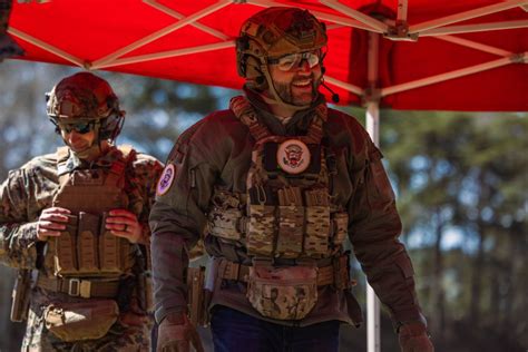 Jd Vance Marine Picture