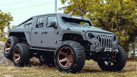 Jeep Apocalypse: Survive and Thrive in the Ultimate Off-Road Chaos