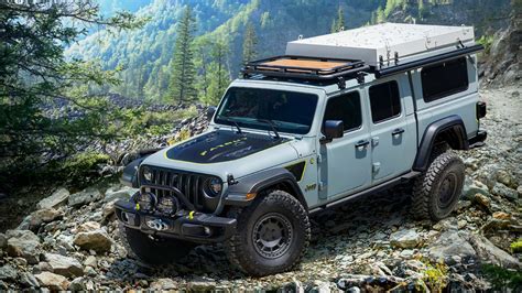 Jeep Gladiator Farout Concept Is The Diesel Overlander We Need To Escape Civilization