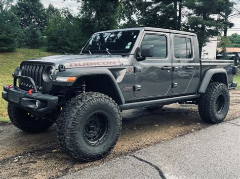 Enhance Your Ride: Top Jeep Gladiator Lift Kit Options for Off-Road Adventures