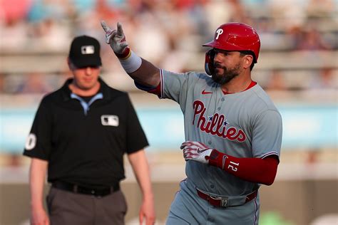 Jeff Passan Four Year 100 Million Deal For Kyle Schwarber Is