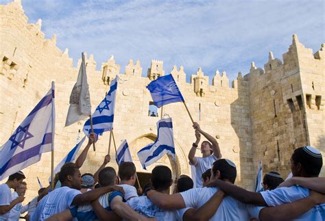 Jerusalem Day Yom Yerushalayim Celebrates Israel S Victory In The Six Day War And In Particular The Liberation Of Jerusalem S Old City And Reunification With The New Jerusalem Day Has Officially Begun In Israel