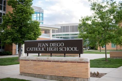 Juan Diego Catholic High School Partnership Youthlincer
