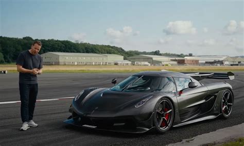 Koenigsegg Jesko Shatters Top Gear Test Track Record With Blistering Lap Time Koenigsegg Jesko Shatters Top Gear Test Track Record With Blistering Lap Time