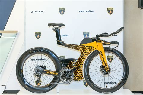 Lamborghini Works Its Muscles With Cerv Lo Triathlon Bike Lamborghini Works Its Muscles With Cerv Lo Triathlon Bike