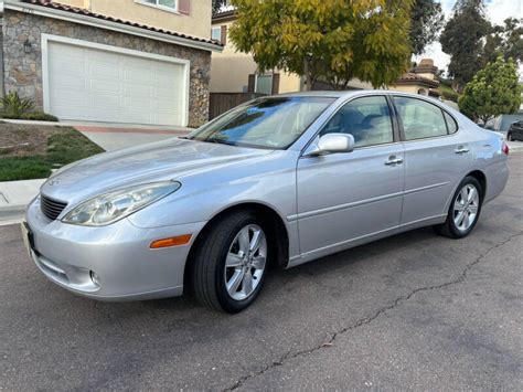 Lexus ES 330: The Ultimate Luxury Sedan Guide