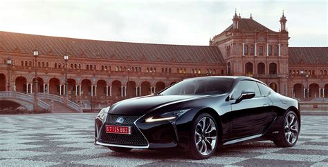 Lexus Luxury Cars