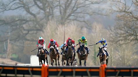 Live Horse Racing Results Who Won The 2 40 At Newbury Live On Itv4