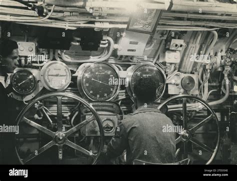 Los Maneuvering Hi Res Stock Photography And Images Alamy Los Maneuvering Hi Res Stock Photography And Images Alamy