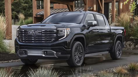 Discover the Best Luxury Trucks for an Unmatched Driving Experience