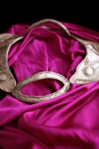 Make Your Own Princess Leia Metal Bikini 10 Steps With Pictures Instructables