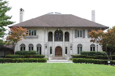 Manoogian Mansion: A Historic Landmark with Rich Architectural Beauty