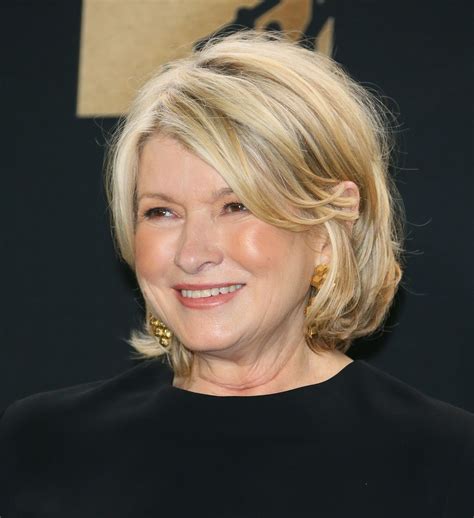 Martha Stewart Hairstyles: Stylish Looks for Every Occasion