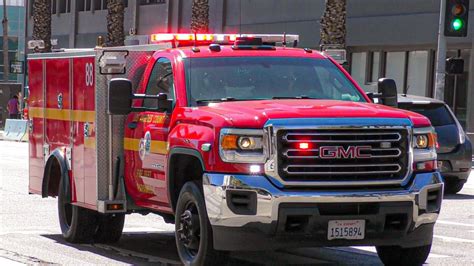 Mccormick Ambulance 301 Lacofd Squad 88 Transporting Youtube