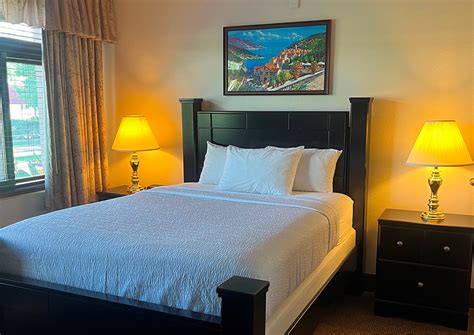 Mccs Marine Lodge Miramar