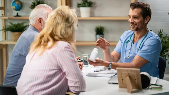 Mental Health Social Workers Health And Adult Social Care North