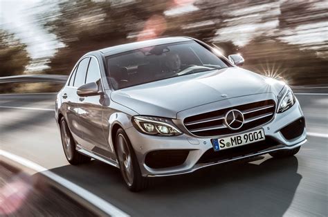 Mercedes C400: A Luxury Sedan That Combines Power and Elegance