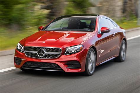 Mercedes E400: The Ultimate Luxury Sedan for Performance and Comfort