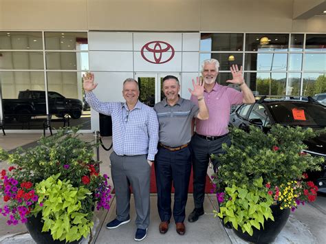 Michael S Toyota Of Bellevue Toyota Dealership In Bellevue Wa Near Seattle Redmond And Kirkland Michael S Toyota Of Bellevue Toyota Dealership In Bellevue Wa Near Seattle Redmond And Kirkland