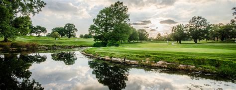 Discover the Charm of a Minor Golf Course for a Unique Playing Experience