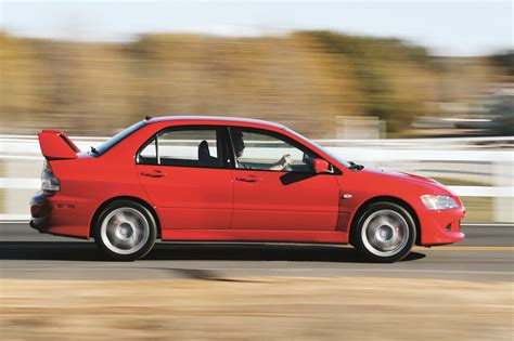 Mitsubishi Evo Lancer 2003: A Classic Sports Car Review
