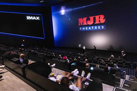 MJR Southgate Screen Size: Everything You Need to Know