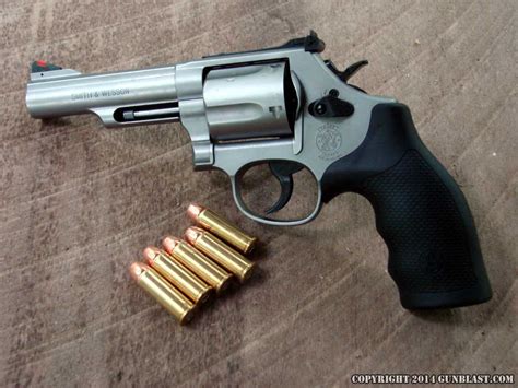 Model 69 Combat Magnum Smith Wesson