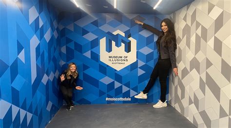 Museum Of Illusions Scottsdale First Look At This New Arizona