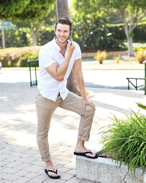 Name Leah Age 24 Biggest Ick Men Who Wear Flip Flops Loveislandusa