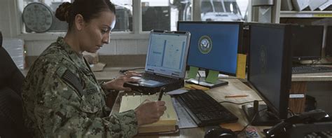 Navy Logistics Business Administration Careers Navy Com
