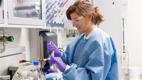 New Physical Science Summer School Offers Opportunity For Underrepresented College Students Argonne National Laboratory