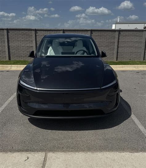 New Tesla Owner Shares Unexpected Favorite Feature Of Vehicle Amp 39 Love It Amp 39