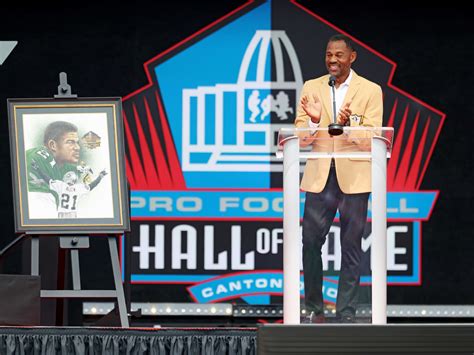 Nfl Legend Eric Allen Sends Special Message To Eagles During Hall Of Fame Speech Yardbarker Nfl Legend Eric Allen Sends Special Message To Eagles During Hall Of Fame Speech Yardbarker