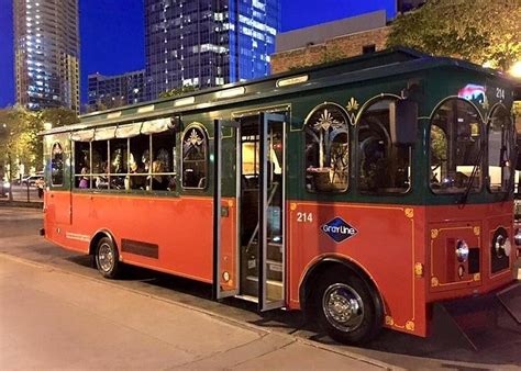 Night Time Trolley Tour Of Nashville With Photo Stops 2025