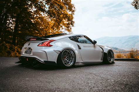 Nissan Z Series Buyers Guide Comparison Of Performance Efficiency And Ownership Socal Z