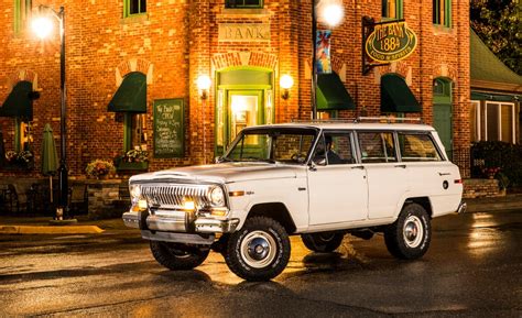 Nothing More Nothing Less Sweet Photos Of Old Jeeps
