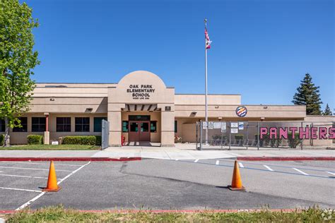 Oak Park Elementary School